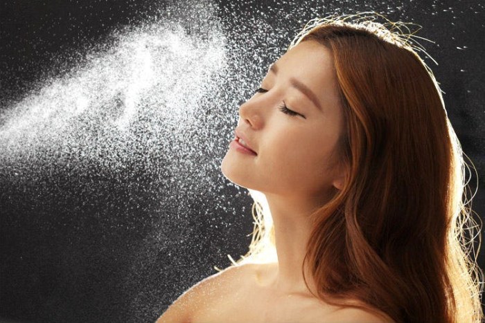 nước xịt khoáng cho da mặt