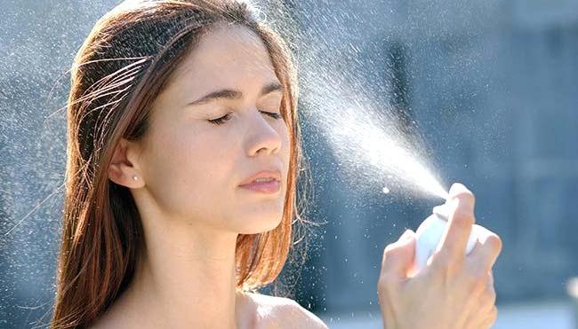5 loại nước xịt khoáng tốt cho phụ nữ | Tin tức phổ thông